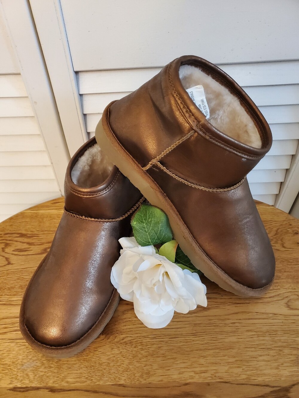 Arizona Jean Company "Spring" Bronze Metallic Boots, Size 9